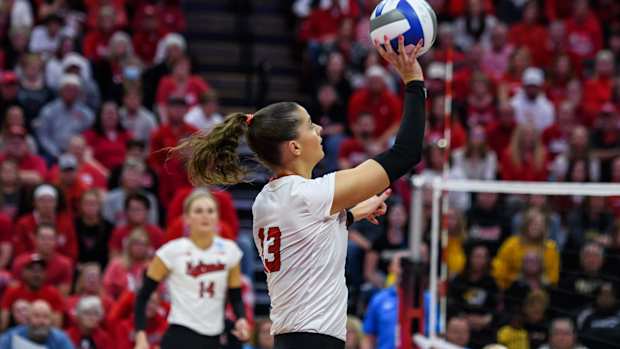 10_Merritt Beason_VB vs Mizzou NCAA Rd 2 1202
